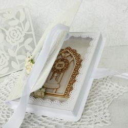 Książkowa pamiątka komunijna 05