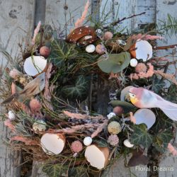 Wianek wiosenno wielkanocny naturalne  kwiaty