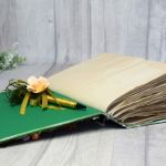 Zielony album na zdjęcia, pamiętnik, księga gości - prezent na urodziny na dzień matki pod choinkę