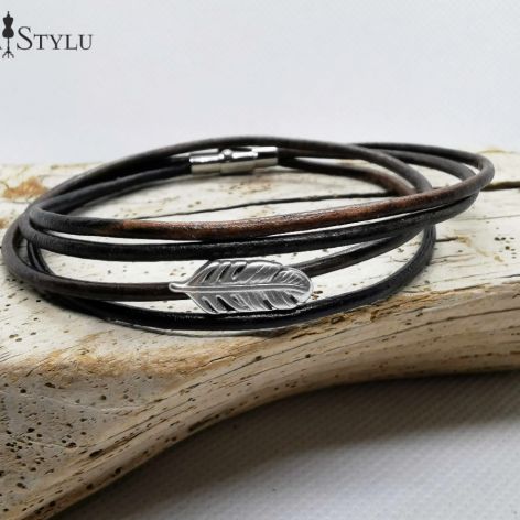 Bransoletka damska skórzana z liściem handmade