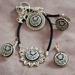 Grawerowany komplet biżuterii - Grawerowany komplet biżuterii