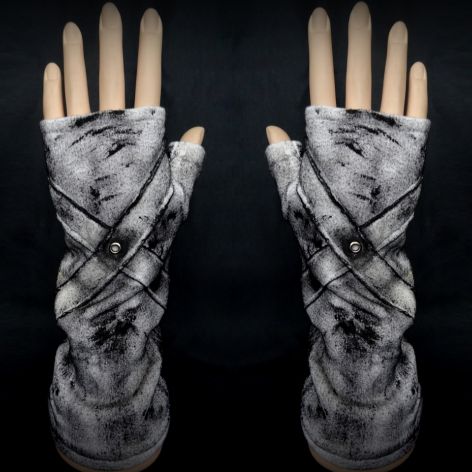 Rękawiczki Rock Alternative biało czarne  ozdobione