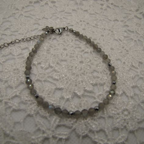 Delikatna bransoletka z labradorytu 07