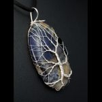 Sodalit, Drzewko Szczęścia wisior z sodalitem - Tree of Life pendant Sodalite pendant gift for her, him silver plated copper jewelry Healing crystals, wire wrapped with leather strap 55 cm