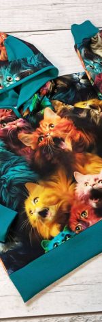 Bluza z kapturem i uszami w kolorowe koty r.92 wyprzedaż