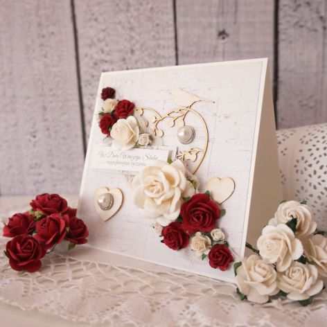 W dniu ślubu - biel i czerwień