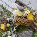 Wianek wiosenno wielkanocny naturalny z żółtymi akcentami - Naturalne jajka przepiórcze