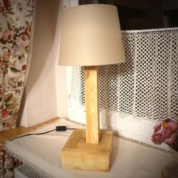 Lampa stołowa drewniana, HAND MADE, abażur