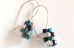 Wiszące kolczyki koralikowe - kryształ w czerni i turkusie