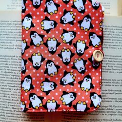 Etui na czytnik: wesołe pingwinki