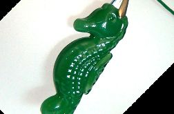 Konik morski rzeźbiony zielony jadeit wisior