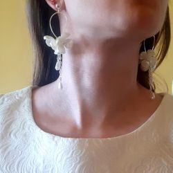 Kolczyki ślubne kremowe kwiaty eleganckie 