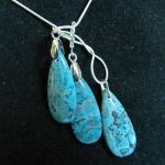 Meksykański niebieski agat szalony i srebro, wisiorek, kolczyki łańcuszek - 