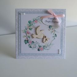 Kartka na Chrzest Święty wianek z gołąbkiem 