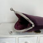 Portmonetka oberżynowa Kłosy haftowana - Podszewka