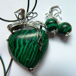 Zielony malachit, serce, zestaw biżuterii