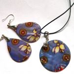 Niebieska masa perłowa w kwiaty, wisior i kolczyki, zestaw biżuterii - 