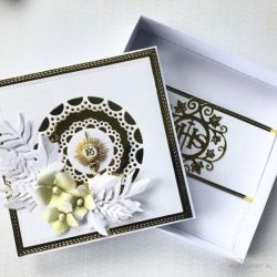 143,Komunia-Kartka w pudełku na Komunię świętą