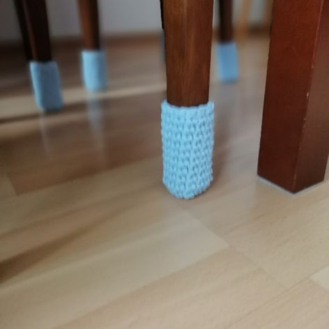 Podkładki pod krzesła ,osłonki 4szt,kwadratowe
