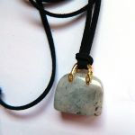 Labradoryt, kamień transformacji, oryginalny wisiorek-torebka - 