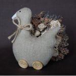 Lniana gąska na drewnianych "wrotkach" - 