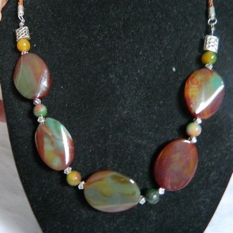 Brązowo-zielone agaty, piękny naszyjnik w kolorach jesieni