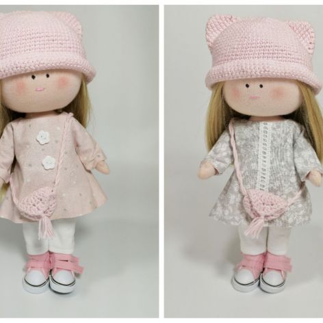 Lalka z ubrankami,  w różowym kapeluszu