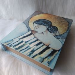 szkatułka-księga z aniołem dobrych snów
