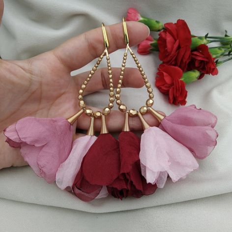 Kwiatowe wesele kolczyki bordowe peonie róż