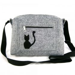 Small bag & cat on pocket