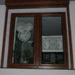 Trzy jabłka - zestaw dekoracyjny na okno, rękodzieło na szydełku - 