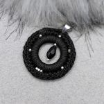 „LINDA” szydełkowy wisiorek - „LINDA” szydełkowy wisiorek