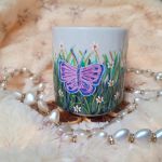 Ręcznie malowany kubek letnia łąka i motyle - Ręcznie malowane