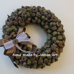Jesienny wianek z żołędzi 32cm