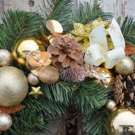 Wianek sztuczny Bożonarodzeniowy złoty