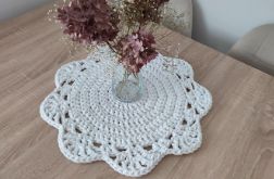 Podkładka szydełkowa na stolik 46cm
