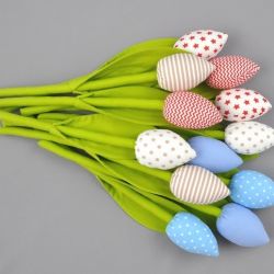 Tulipany szyte