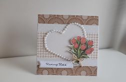 Kartka na Dzień Babci z sercem tulipany