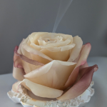 Świeca dekoracyjna róża  - 