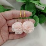 Małe morelowe łososiowe brzoskwinia kolczyki - koralowe