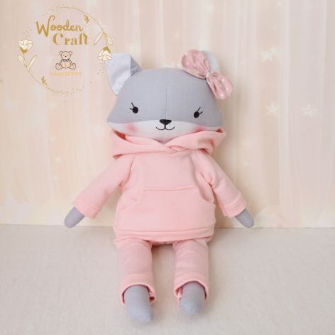 Lisek Pola przytulanka prezent różowy dresik