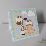 Kartka na roczek ręcznie robiona żyrafa z chłopcem - 