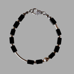 Elegancka bransoletka z Onyksu i srebra p.925