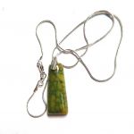 Zielony, pistacjowy agat pajęczy i srebro, wisiorek na łańcuszku - 