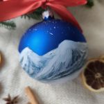 Ręcznie malowana bombka "zimowe Tatry" (5), 10 cm - Druga strona