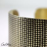 Kratka - mosiężna bransoletka (2205-02) - Bransoleta w kolorze złota