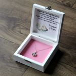 Pudełko na łańcuszek - prezent na komunię 3 - Personalizowane pudełko na łańcuszek z okazji pierwszej komunii świętej, prezent komunijny, pamiątka na komunię komunia dziewczynka