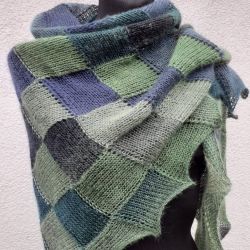 CHUSTA ENTRELAC ZIELEŃ I GRANAT CHUSTA ENTRELAC ZIELEŃ I GRANAT