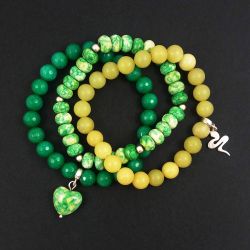 Bransoletki w kolorze lata.