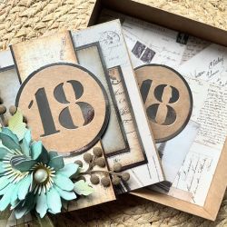 130,Kartka na 18-te urodziny w pudełku